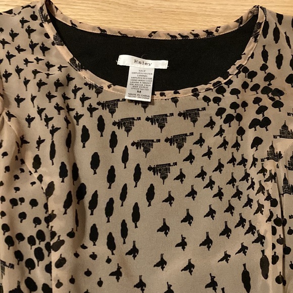 Patterned Esley Dress - Picture 3 of 5